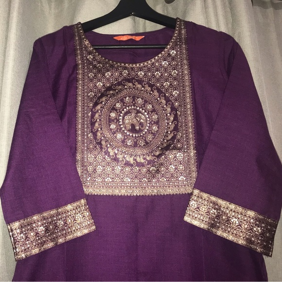 Naintara Bajaj Purple Polyester woven round Neck Elephant Yoke Kurta for Women - Picture 3 of 5